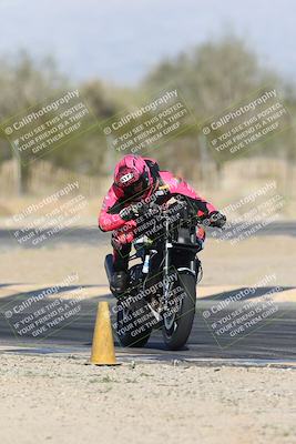 media/Jan-15-2026-Racers Edge (Thu) [[dfebeb70ab]]/2-A Group/Session 5 Turn 2/